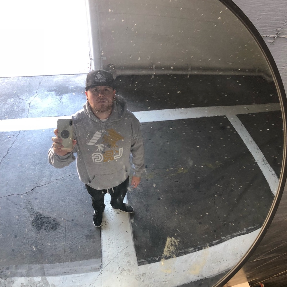 Meet your Posher, Leeland